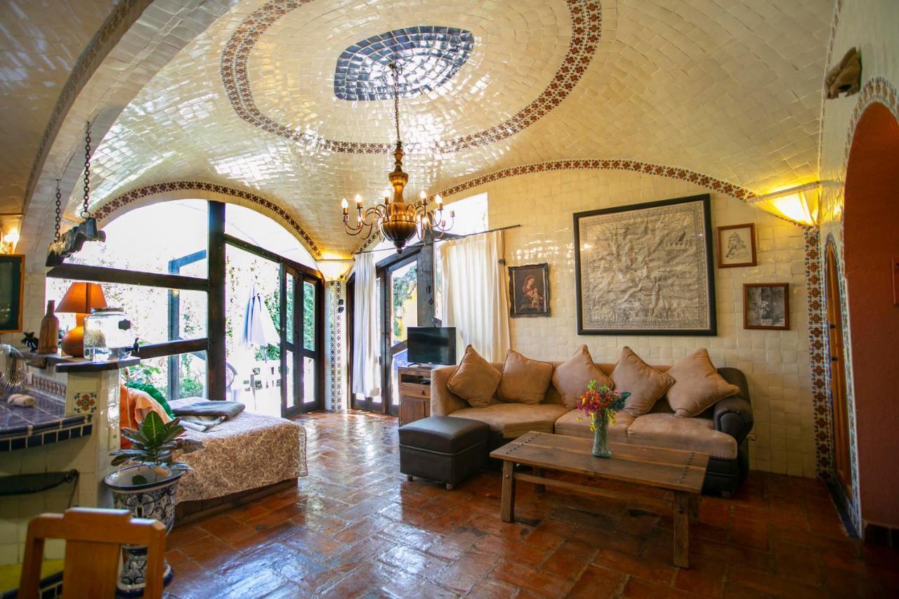 Majikal B&B - Santa Clara Чолула Экстерьер фото